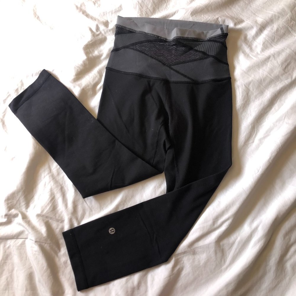 Lululemon High Waisted Leggings (cropped)